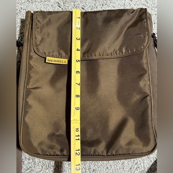 Merrell Brown Messenger Bag - Picture 10 of 10
